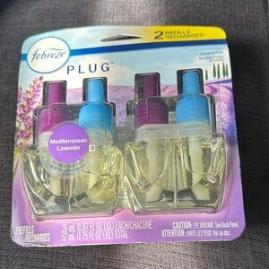 Febreze Plug Lavender Scented Refills with Purple and Blue Caps